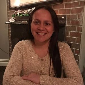 Meet your Posher, Carolina